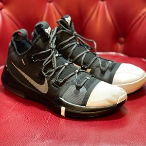 Kobe A.D. 2018 ‘White Toe’